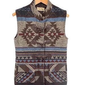 Cedar Rose Aztec Print Toggle Vest Women's‎ Size Medium Southwestern Style